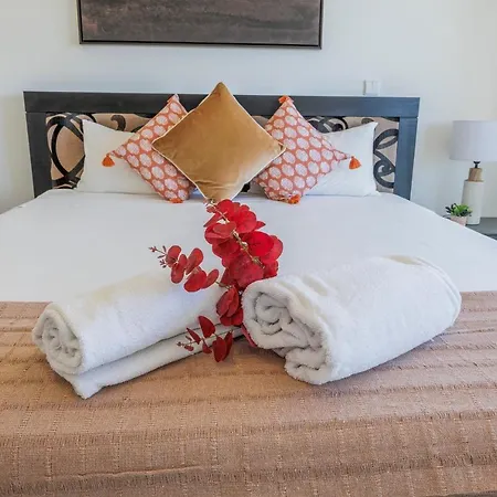 Coastal Haven Retreat With Pool And Garden アパート クアルテイラ